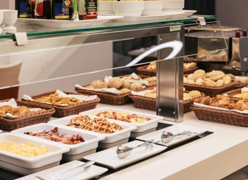 Buffet Photo
