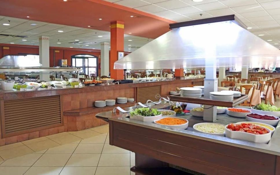 Buffet Photo