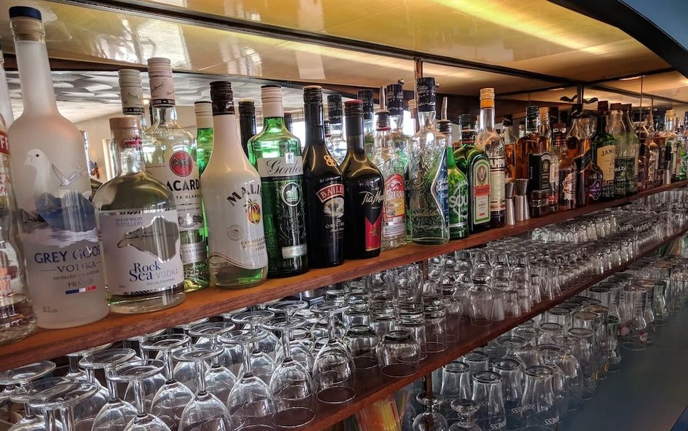 Bar Photo