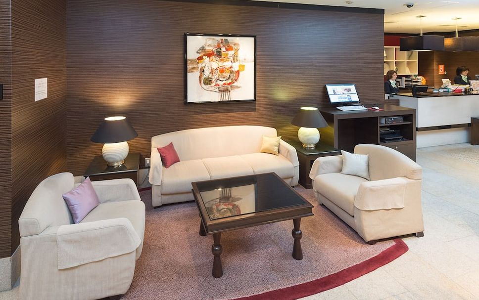 Lounge Photo