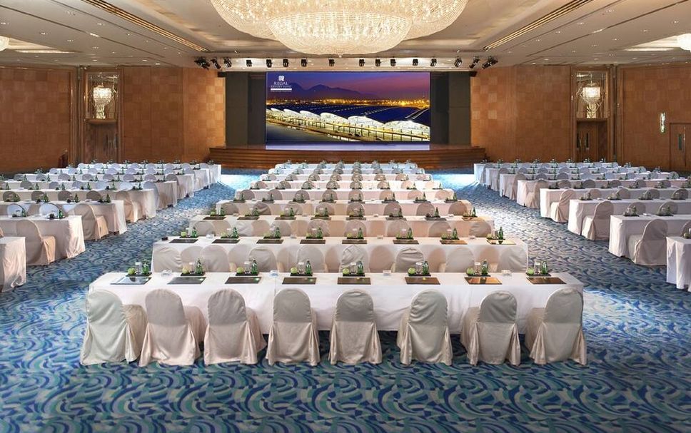 Banquet hall Photo