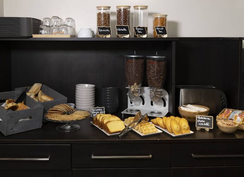 Buffet Photo