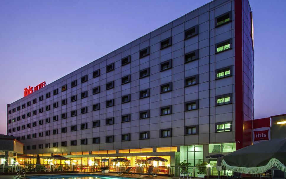 Building Photo