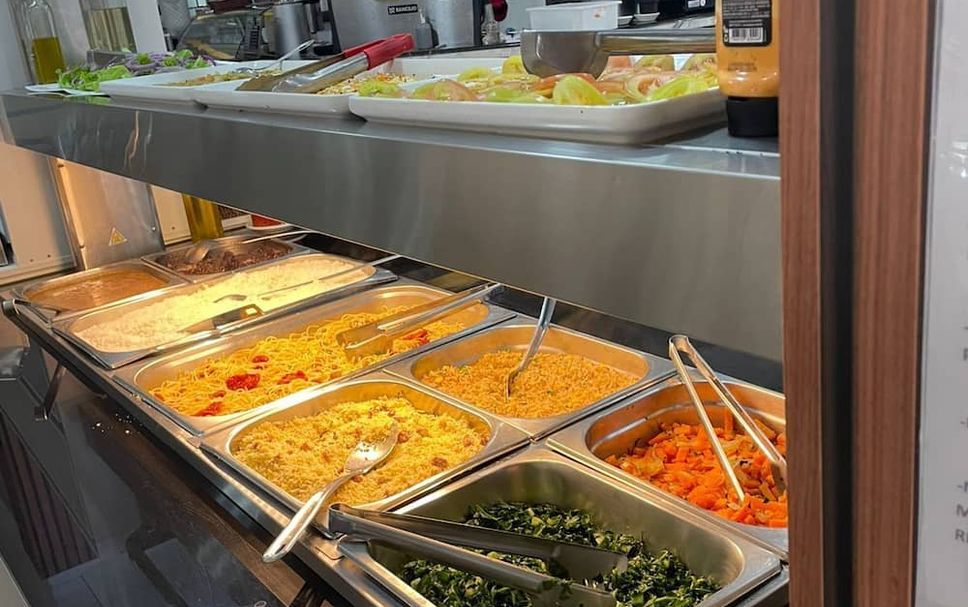 Buffet Photo