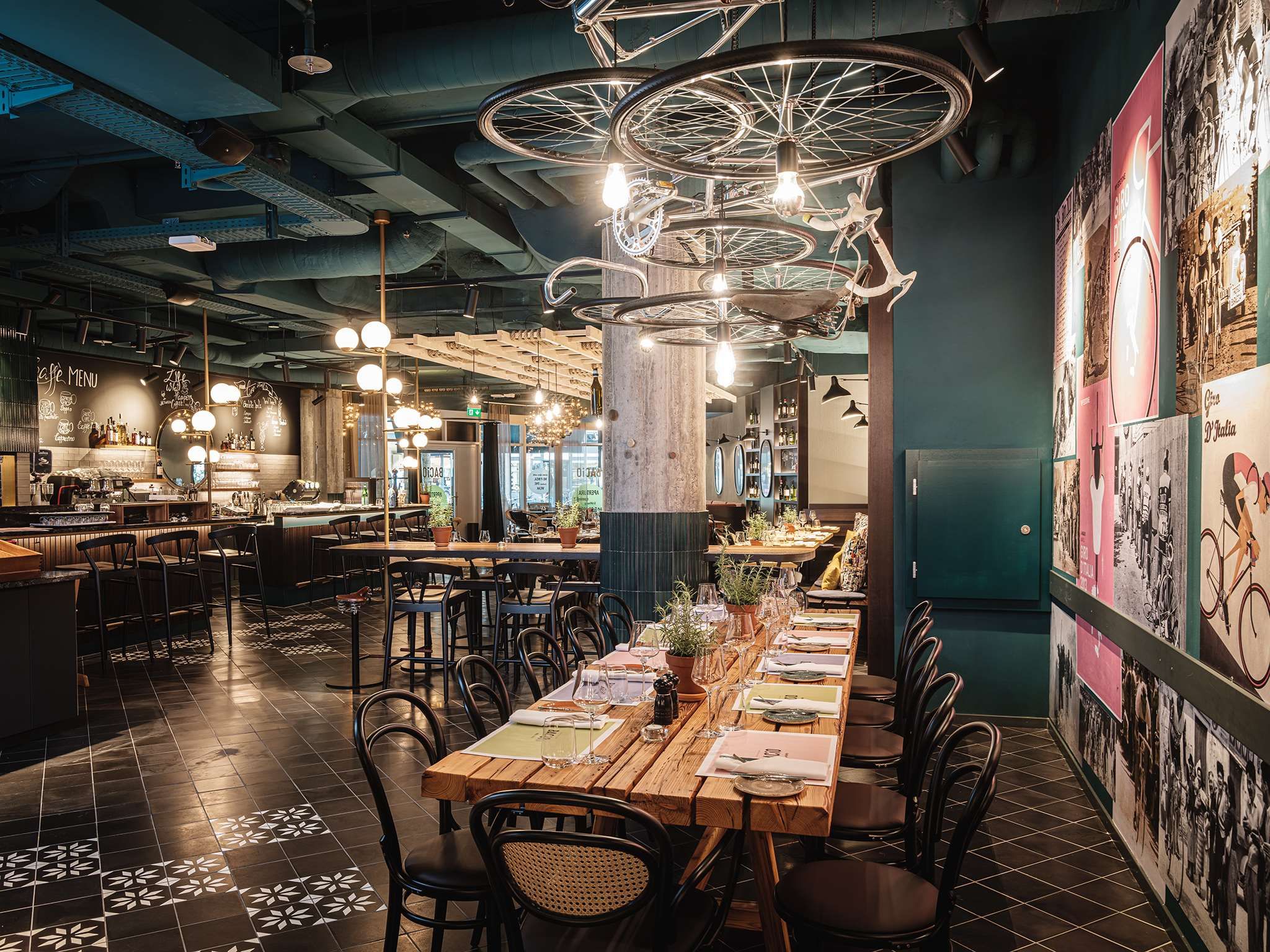 Restaurant Photo