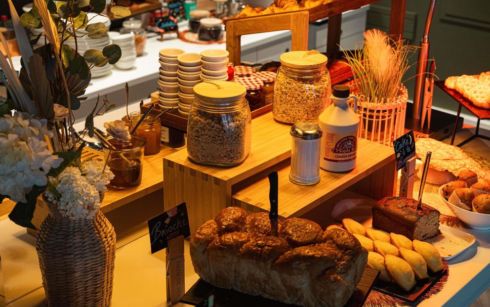 Buffet Photo