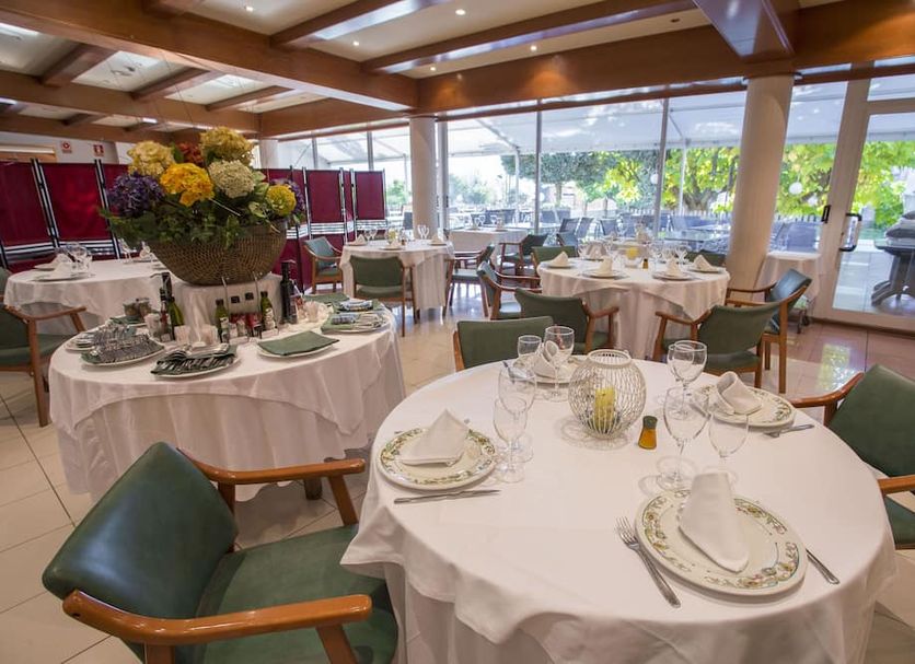 Banquet hall Photo