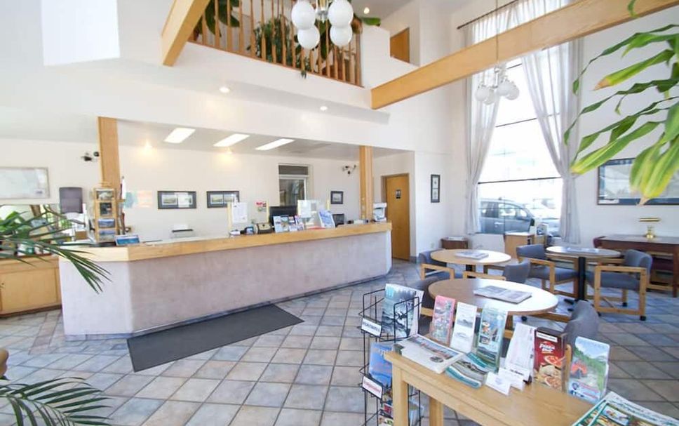 Front desk Photo