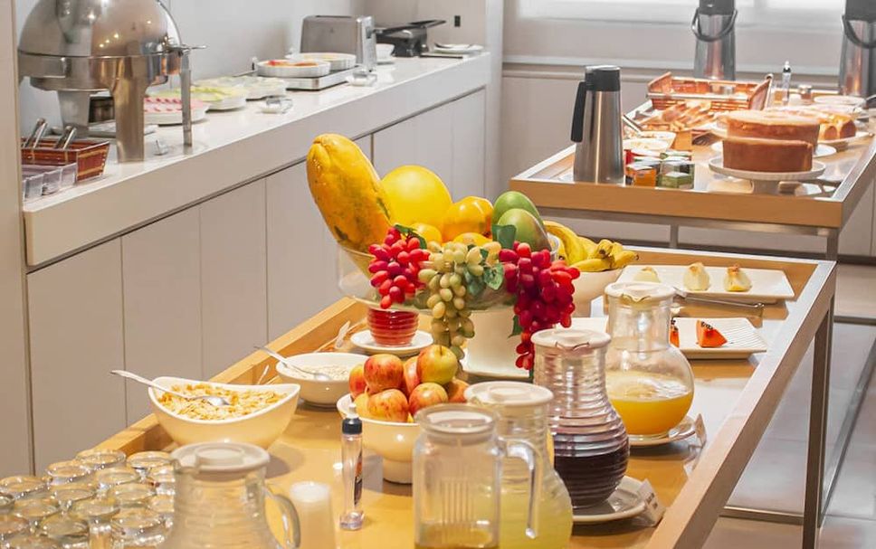 Buffet Photo