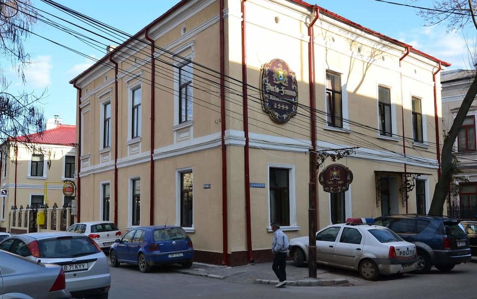 Building Photo