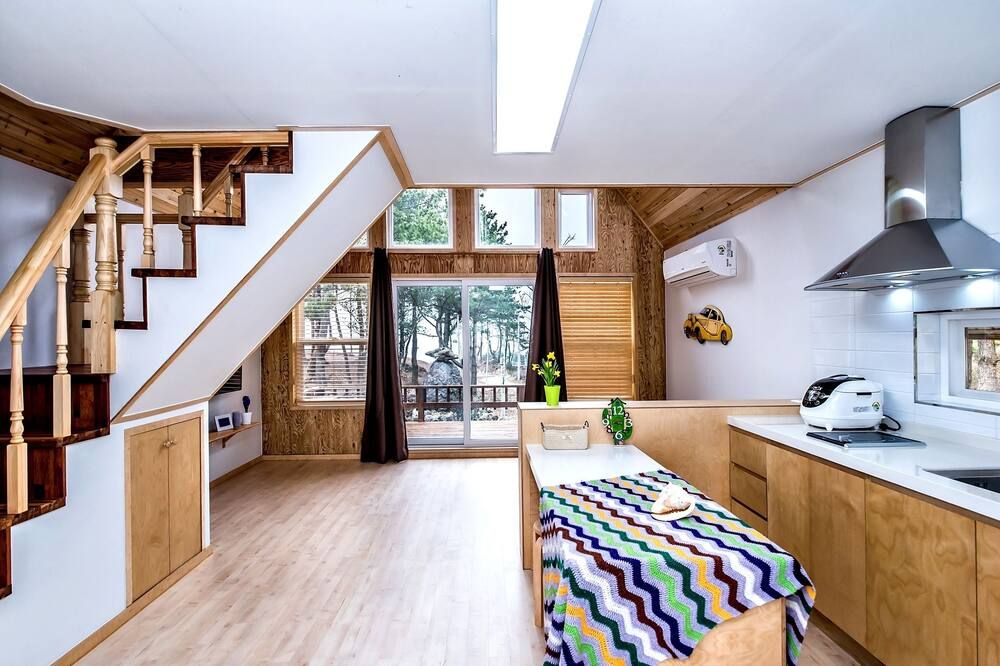Kitchen Photo