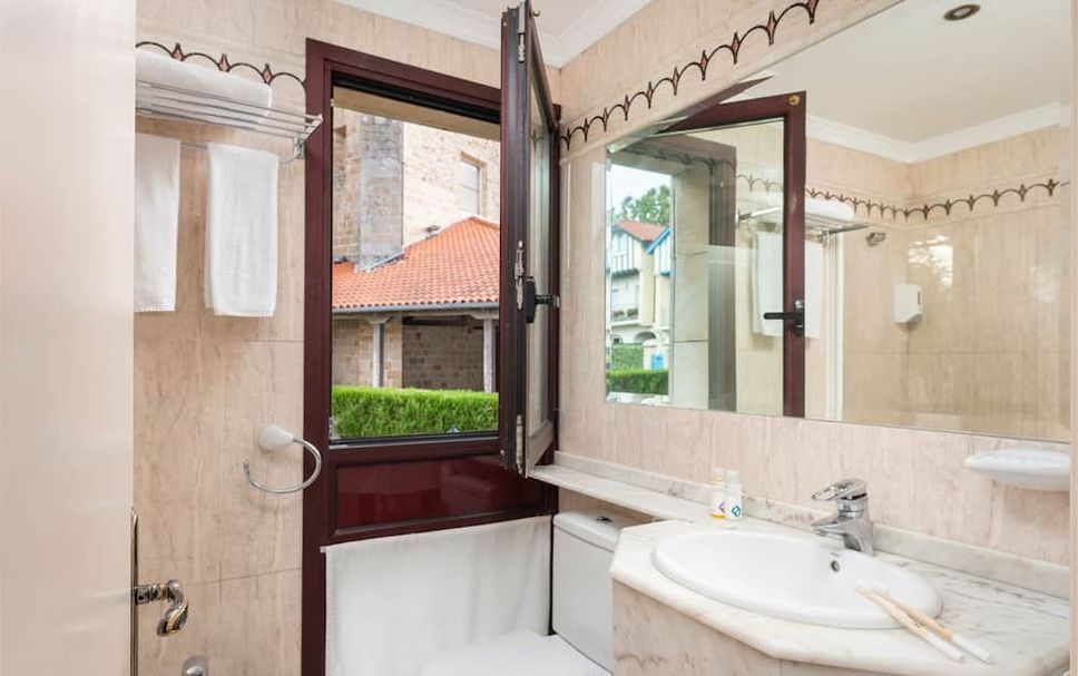 Bathroom Photo