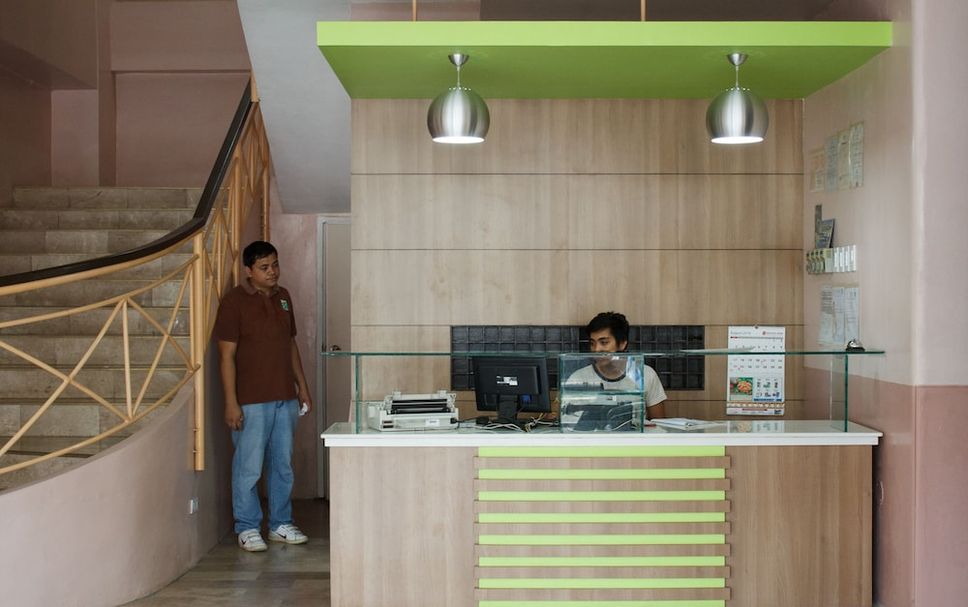 Front desk Photo