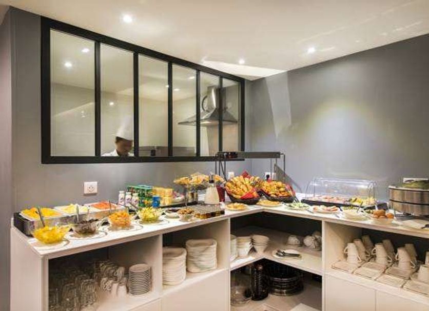 Buffet Photo