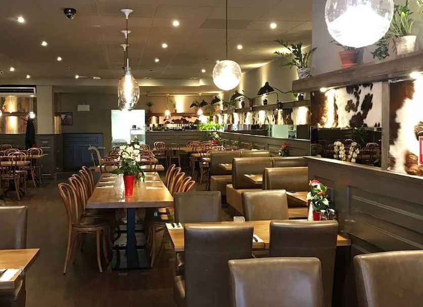 Restaurant Photo