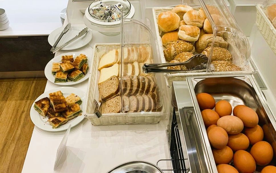 Buffet Photo