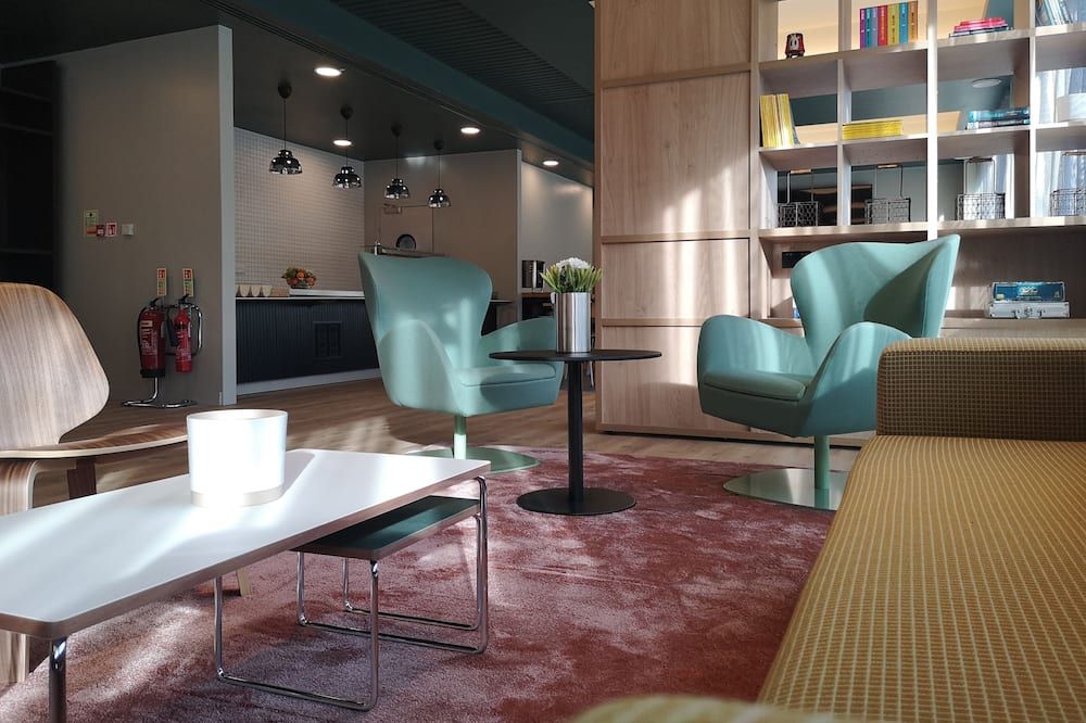 Lounge Photo