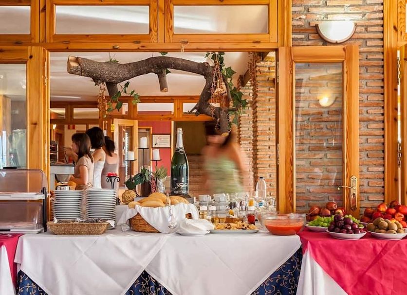 Buffet Photo