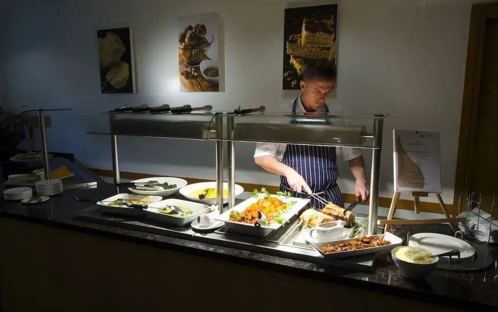 Buffet Photo