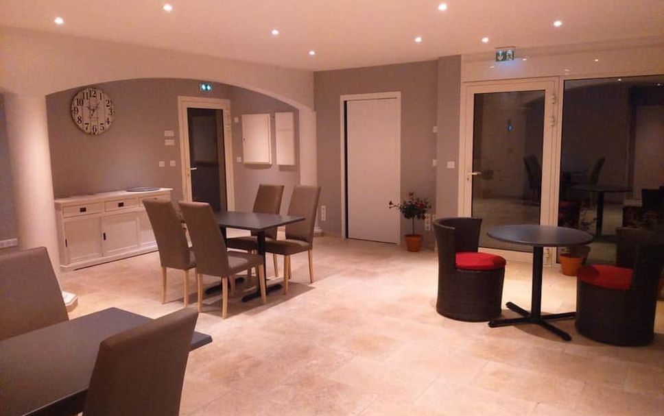 Dining room Photo