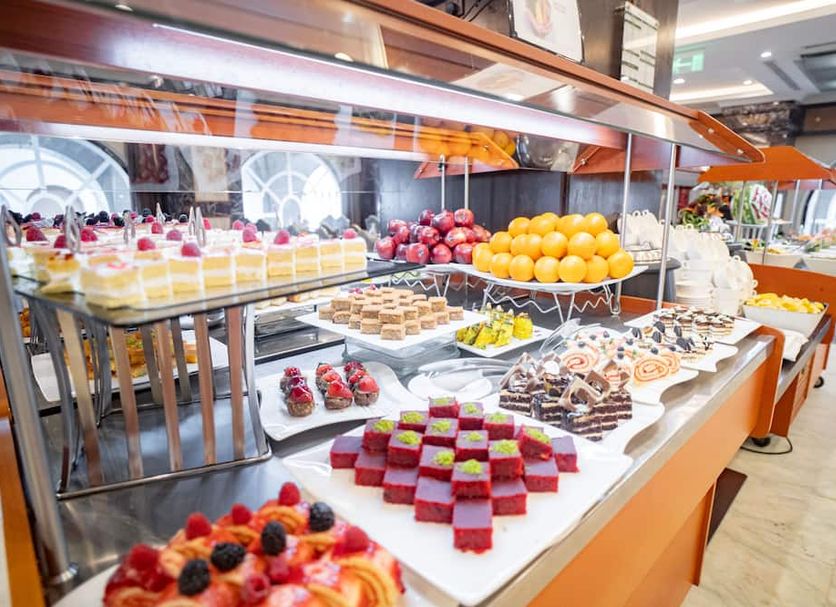 Buffet Photo