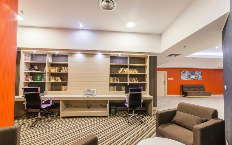 Lounge Photo