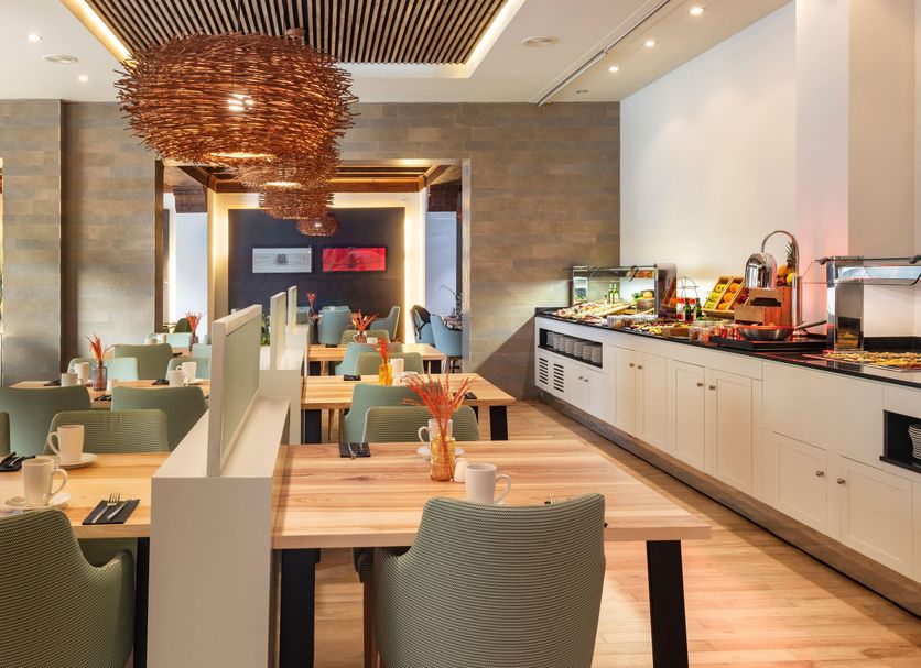 Restaurant Photo