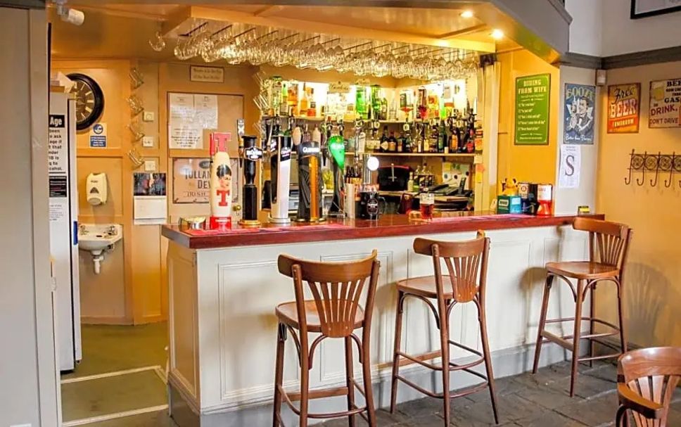 Bar Photo