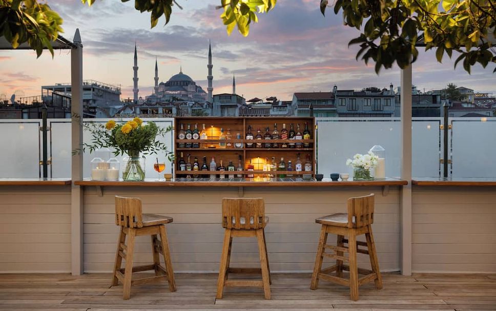 Bar Photo