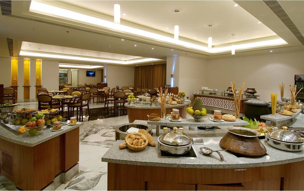 Buffet Photo