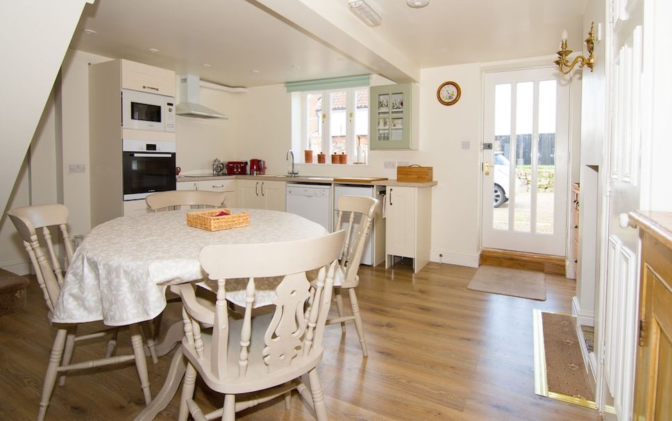 Dining room Photo