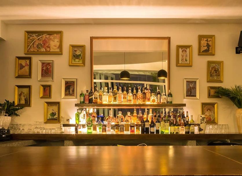 Bar Photo