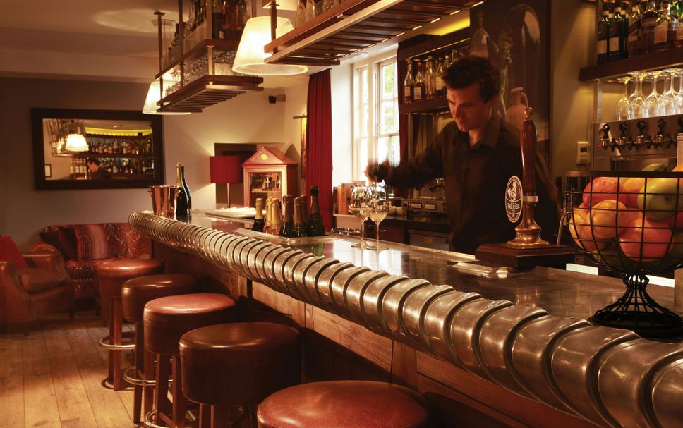 Bar Photo