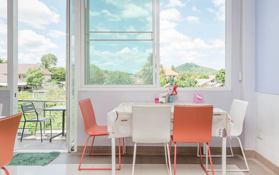 Dining room Photo