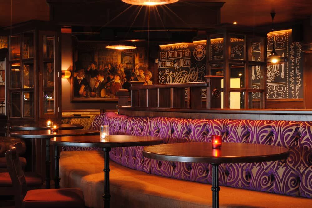 Bar Photo