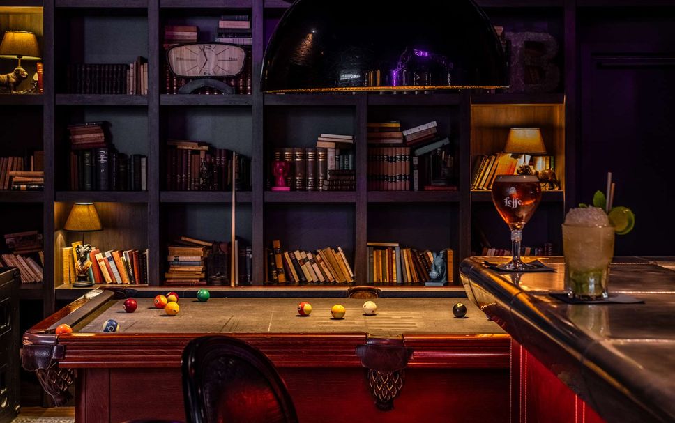 Bar Photo