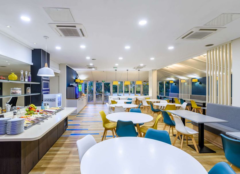 Restaurant Photo