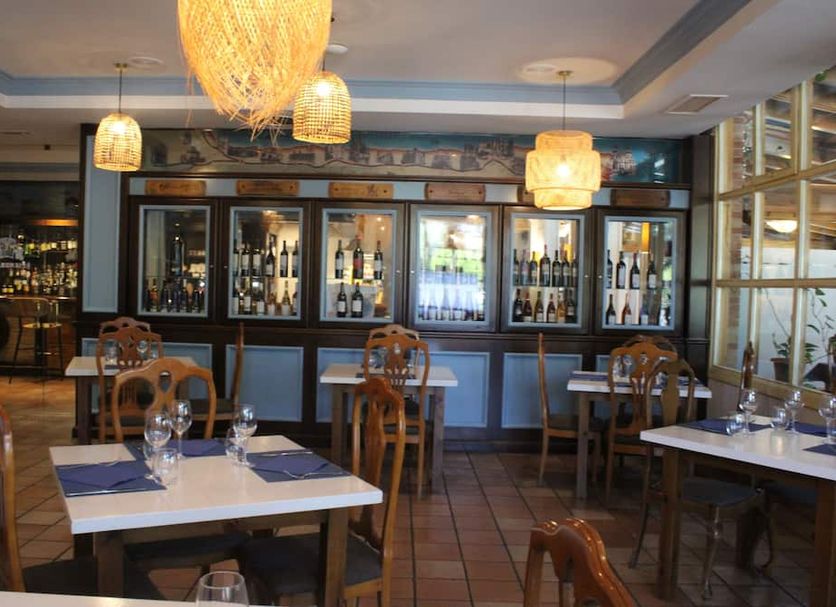 Restaurant Photo