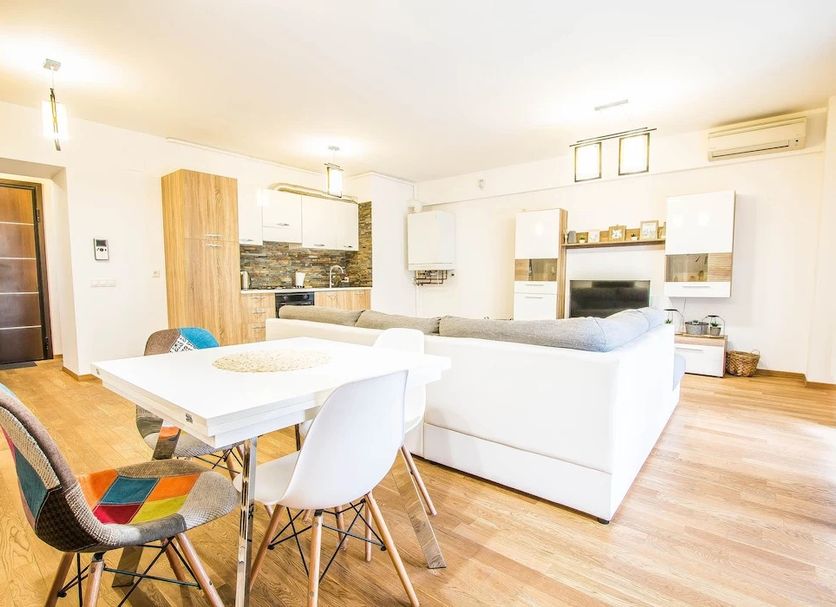 Dining room Photo