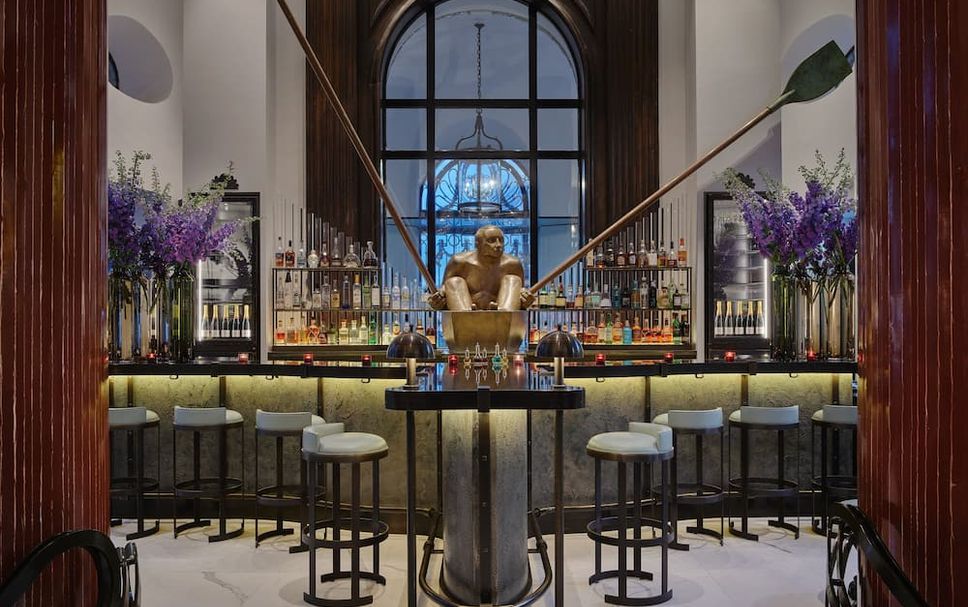 Bar Photo