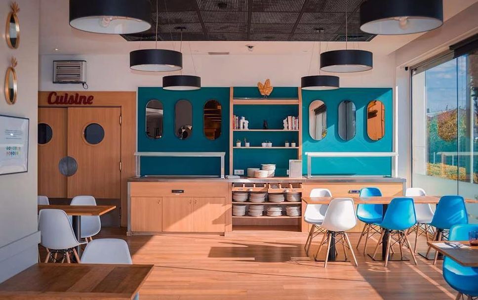 Restaurant Photo