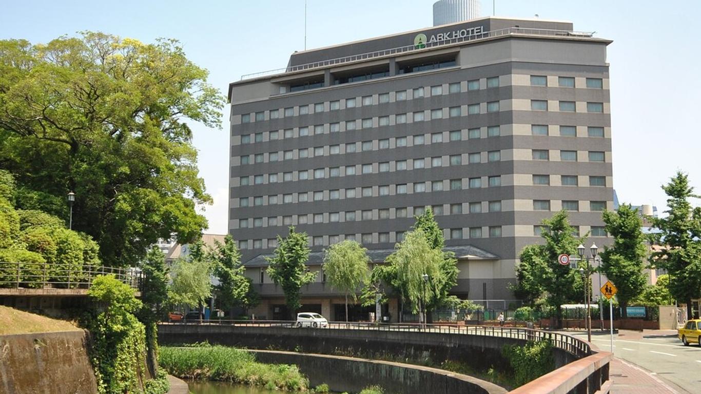 Ark Hotel Kumamotojo Mae