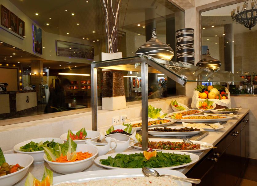 Buffet Photo