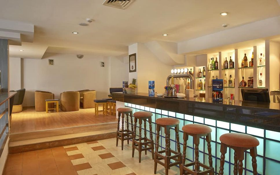 Bar Photo