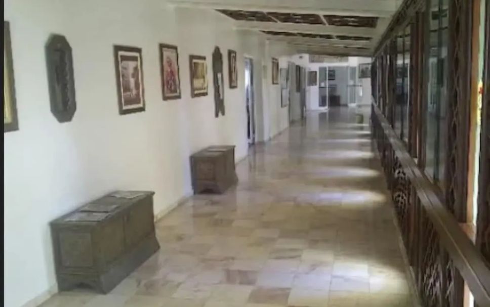 Hallway Photo