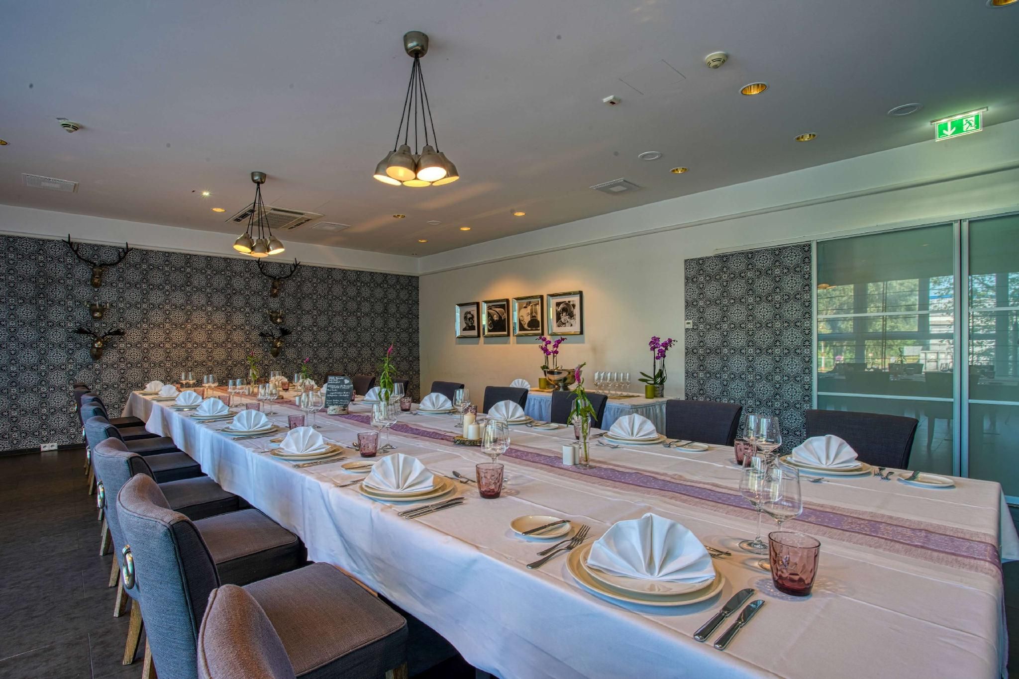 Banquet hall