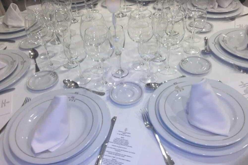 Banquet hall