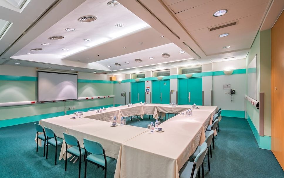 Conference room Photo