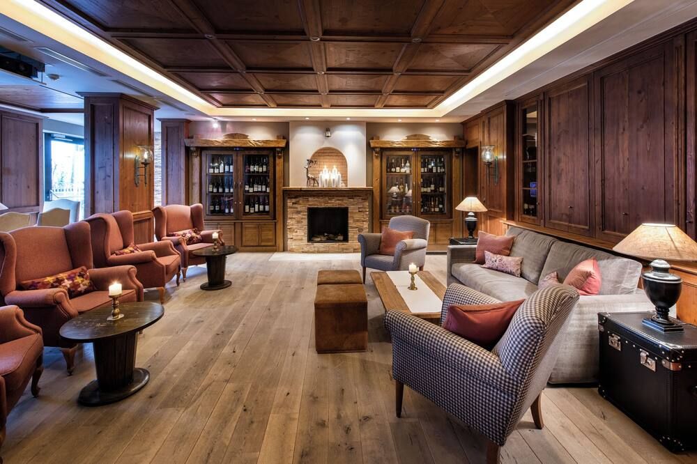 Lounge Photo