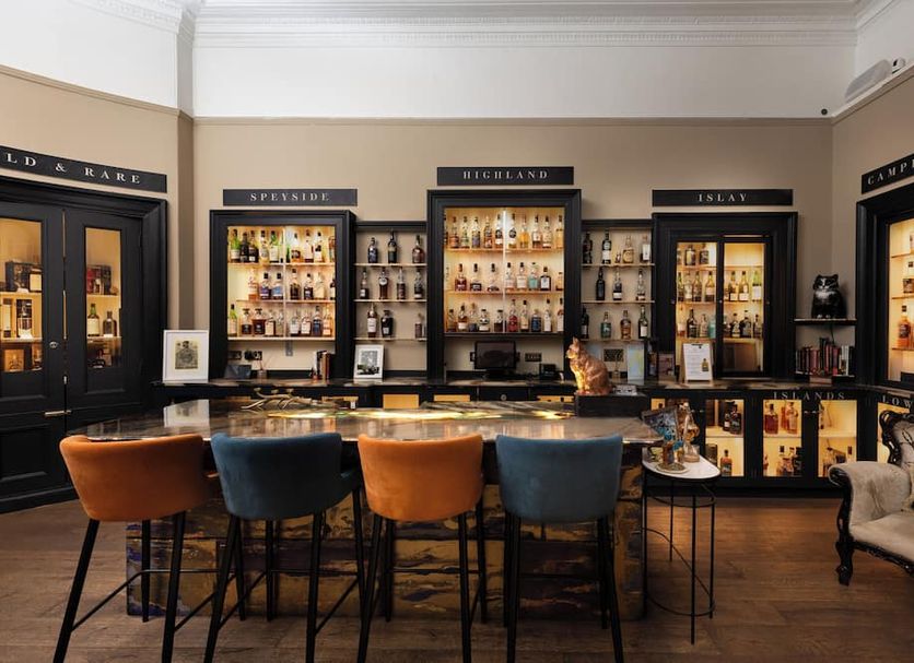 Bar Photo